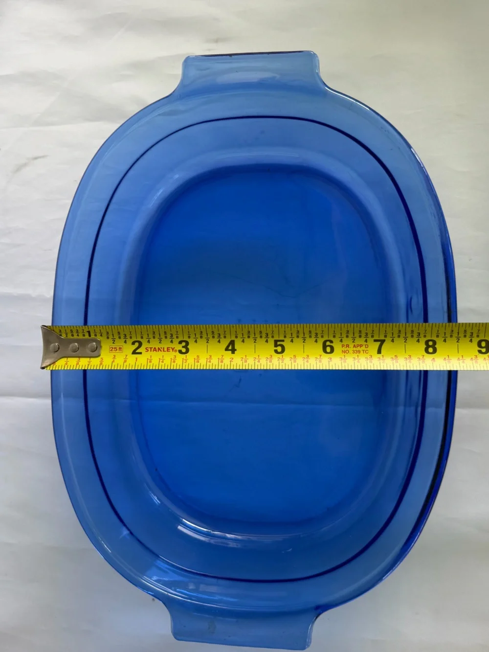 PYREX COBALT BLUE OVAL BAKING DISH with Handles 702